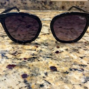 QUAY AUSTRALIA SWEET DREAMS BLACK SUNGLASSES-Standard